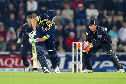 21: Ervine batting in the final