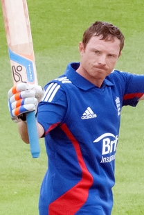 Bell-ODI-England-WestIndies-AgeasBowl-OZee-2-208